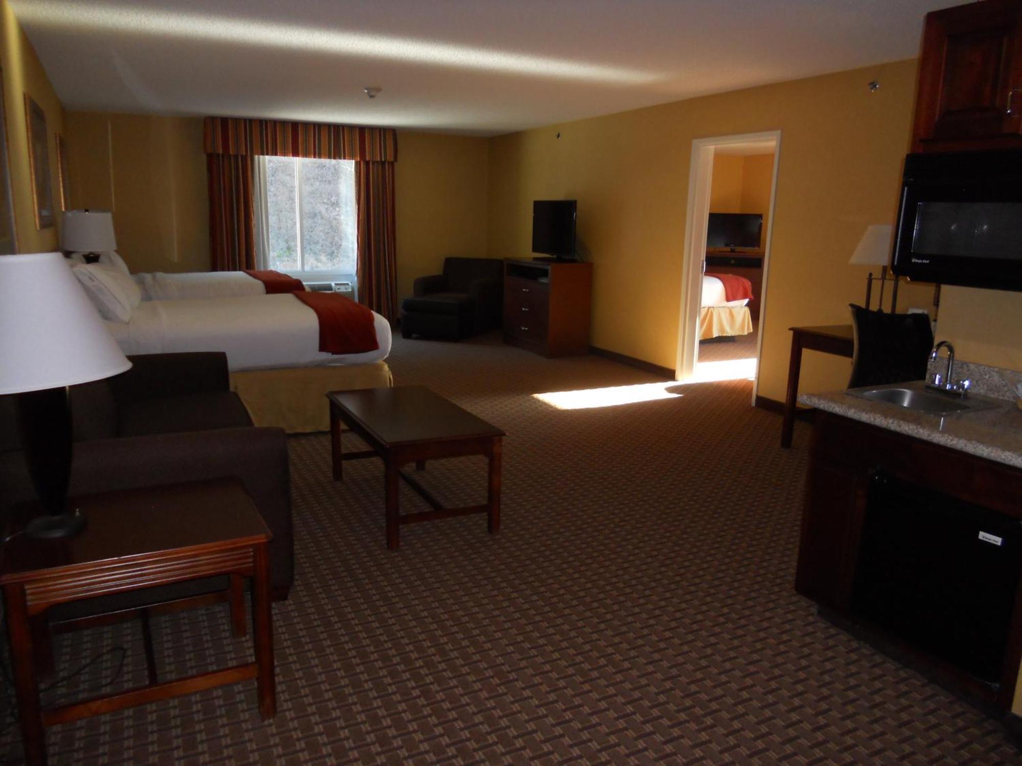 Holiday Inn Express And Suites Hazard By Ihg Exterior foto
