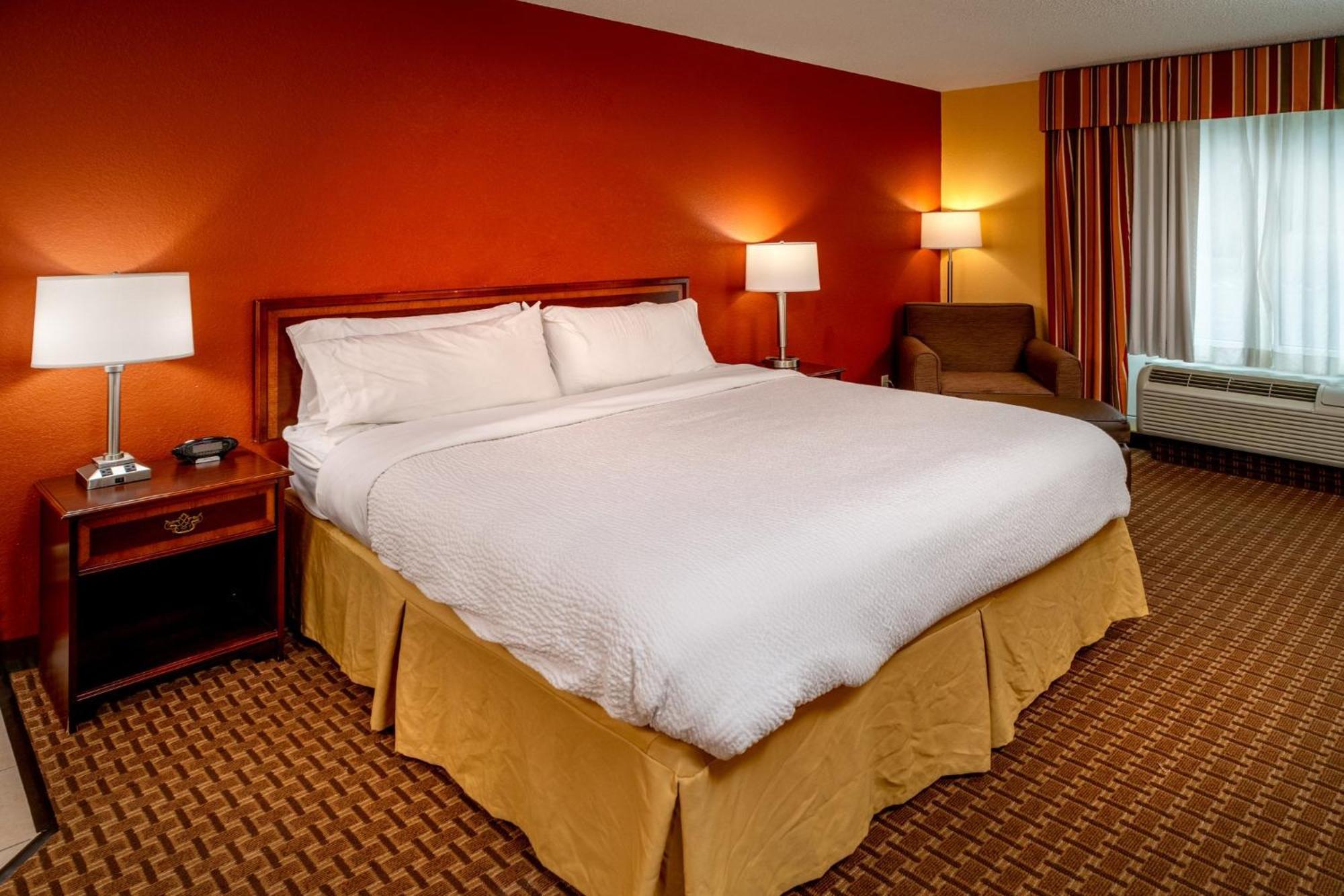 Holiday Inn Express And Suites Hazard By Ihg Exterior foto
