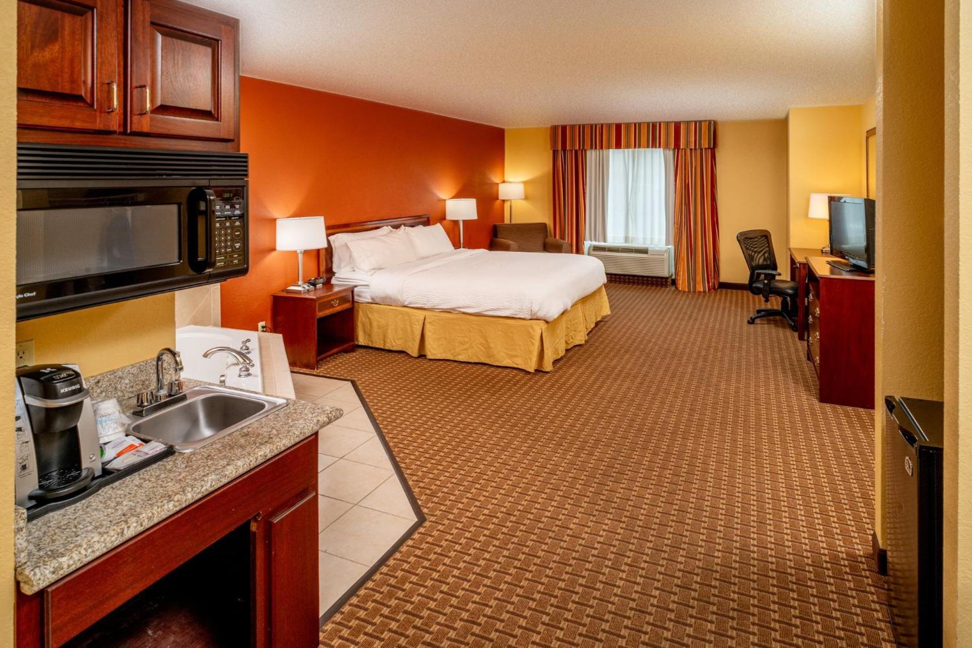 Holiday Inn Express And Suites Hazard By Ihg Exterior foto
